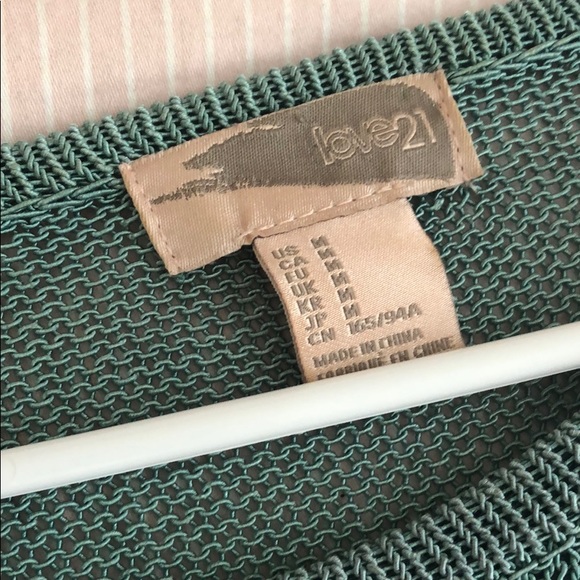 Forever 21 Sweater - Picture 2 of 4